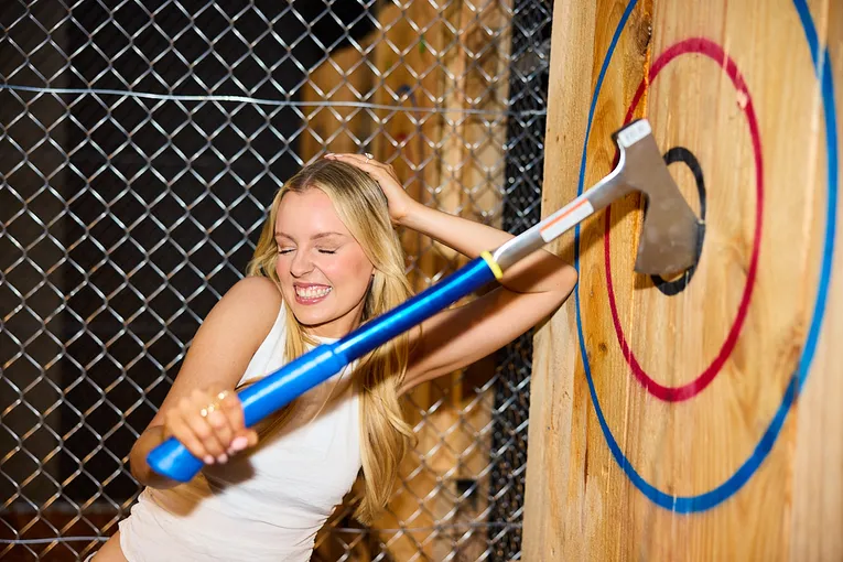 Axe Throwing and Pizza, 1 Hour - Fremantle - For 2