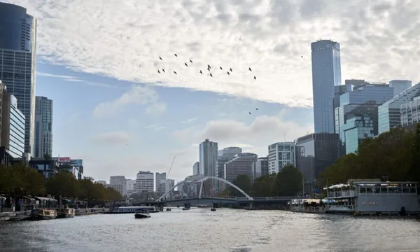 Melbourne Yarra River Sightseeing Cruise - 50 Minutes
