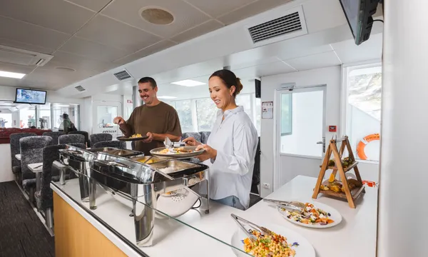 Milford Sound Nature Cruise with Lounge Upgrade - 2 Hours