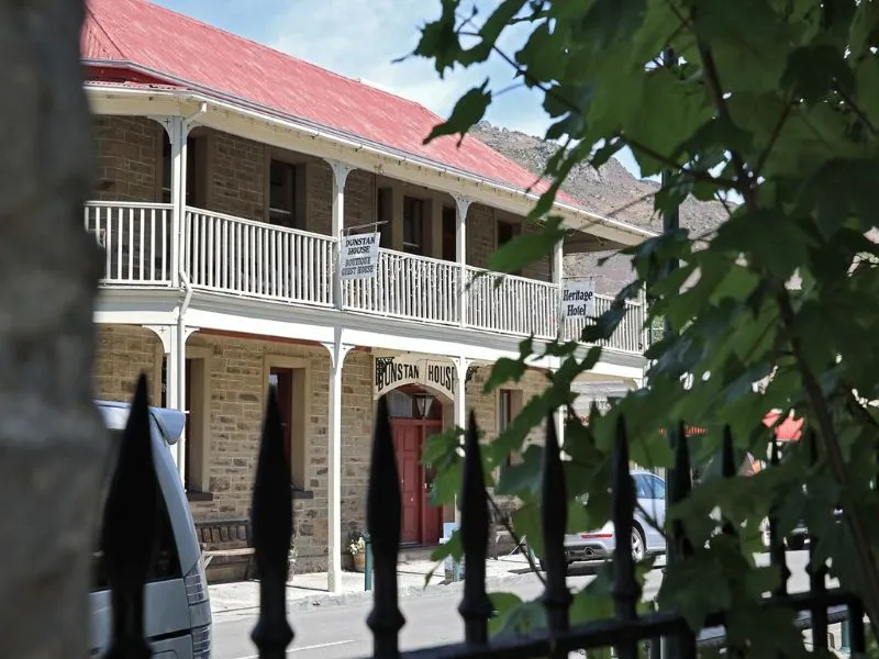 Dunedin to Queenstown One Way Tour & Train | Experience Oz + NZ-4