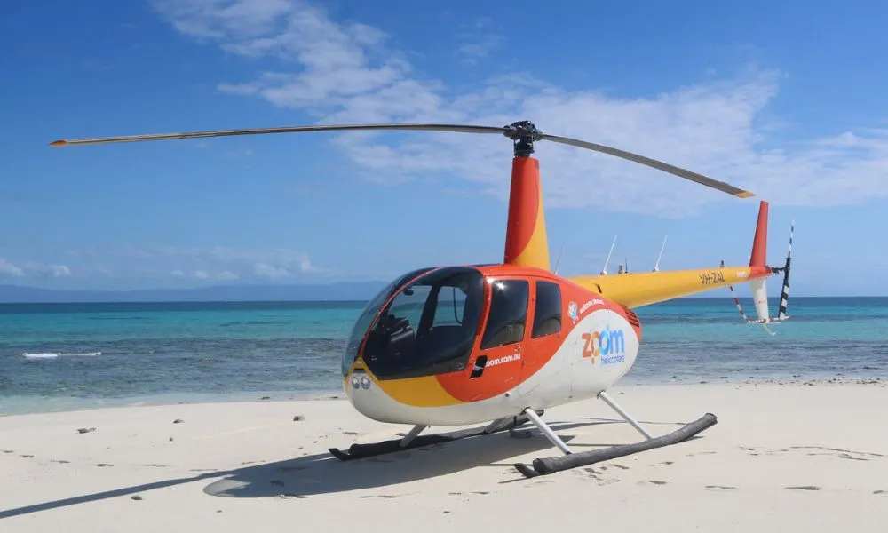 Vlassof Cay Reef Helicopter Flight - Book Now | Experience Oz-6