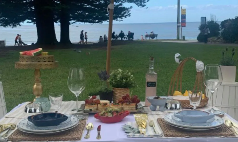 Cronulla Beachside Luxury Picnic - For 2 | Experience Oz-5
