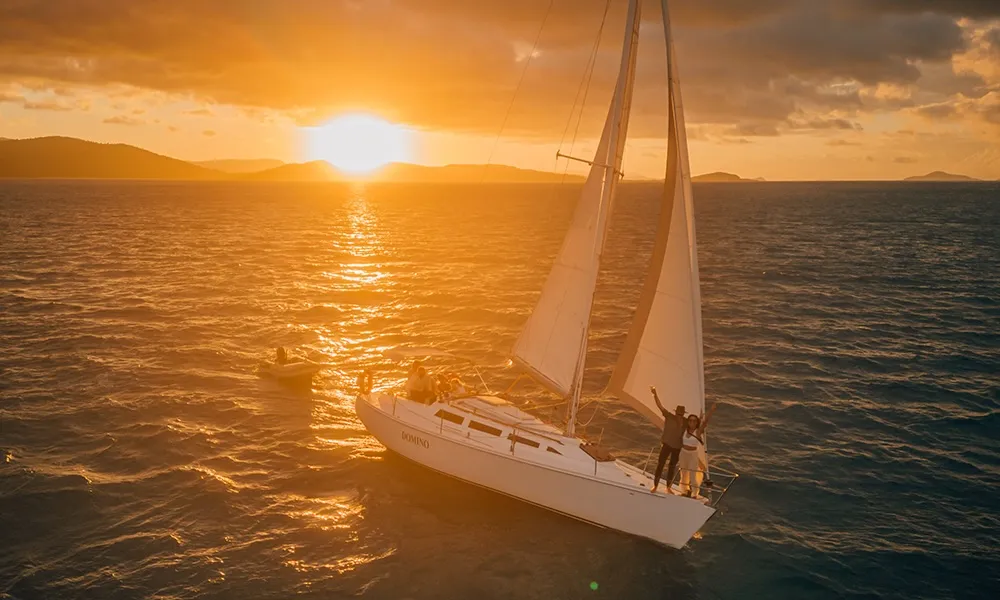Whitsundays Sunset Yacht Sail, Drink & Nibbles | Experience Oz-3