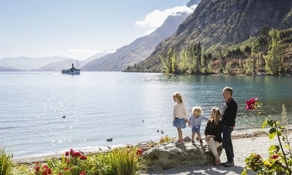 Earnslaw Lake Cruise & Guided Farm Tour