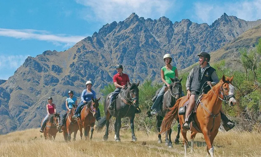 Horse Riding Walter Peak, Queenstown - Everything New Zealand
