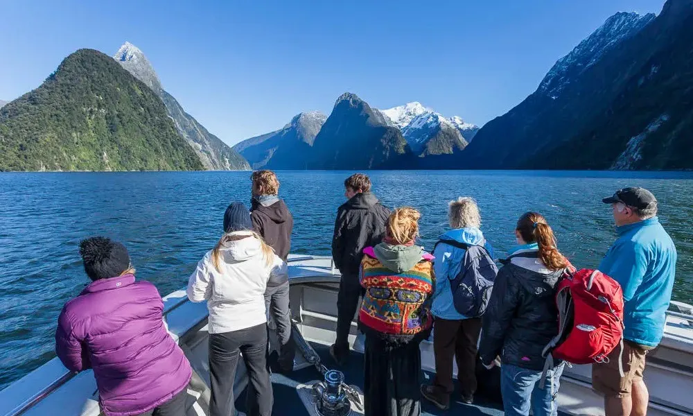 Milford Sound Scenic Flights, Queenstown | Everything New Zealand-5