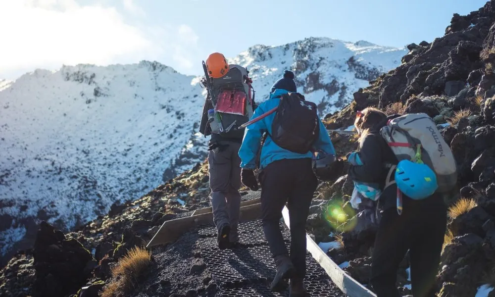 Best Walks in New Zealand | Tongariro Crossing - Everything New Zealand-3