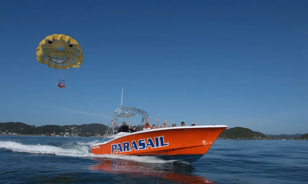 Parasailing - Bay of Islands | Adrenaline-8
