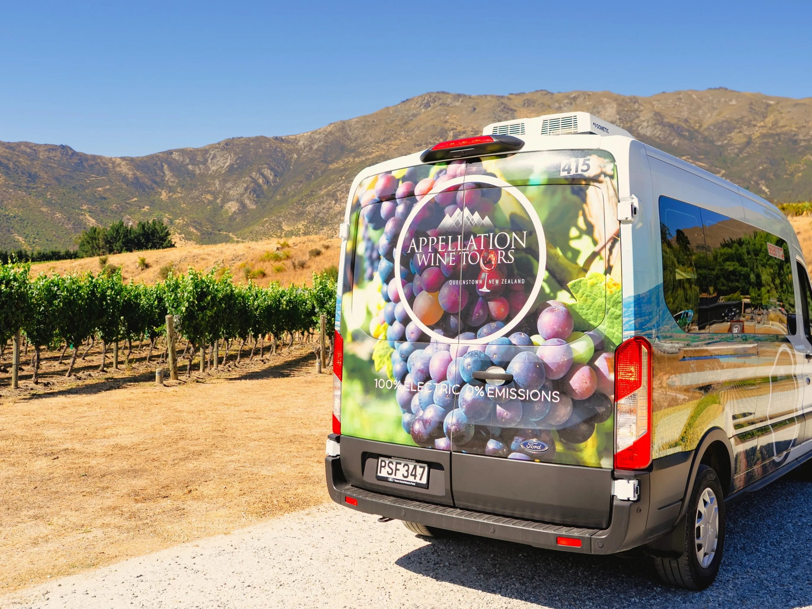 Boutique Wine Tour Queenstown | Everything New Zealand-7