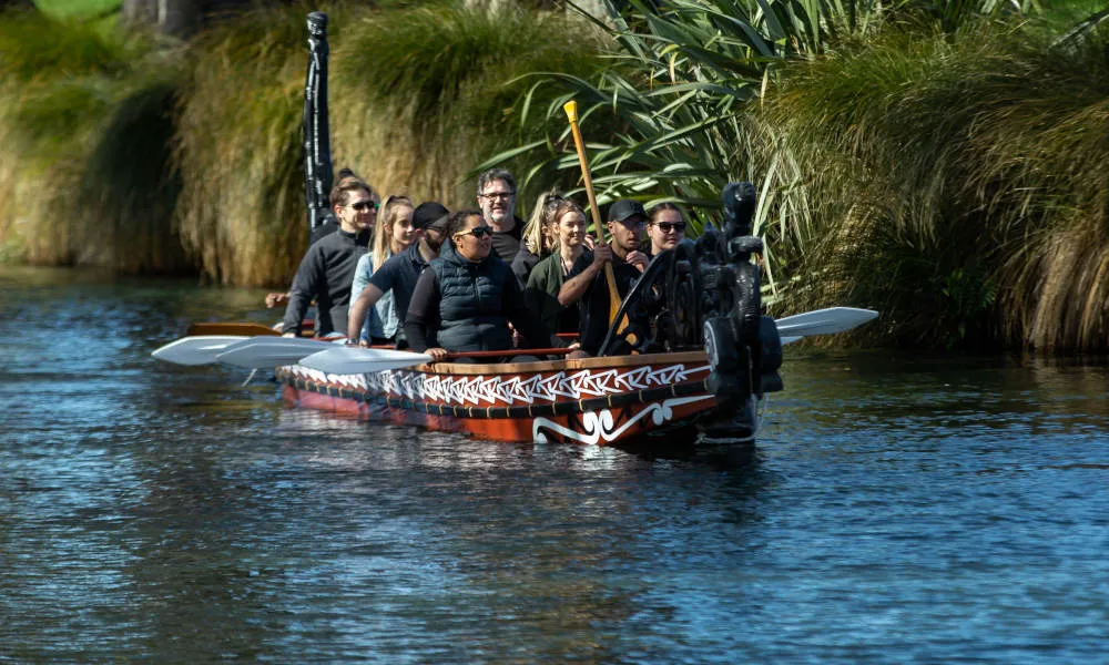 Guided Waka Tour Christchurch | Everything New Zealand-1