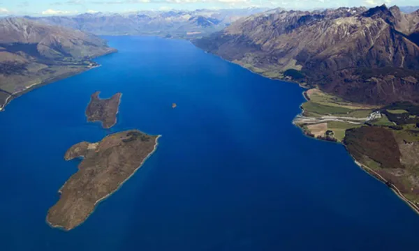 Queenstown Scenic Flight with Air Milford
