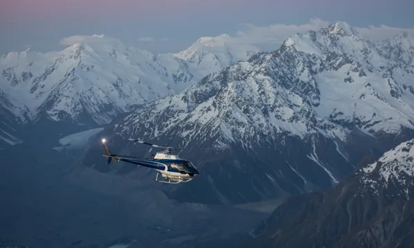 Mackenzie & Lakes Alpine Helicopter Excursion in Tekapo