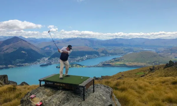 Helicopter Golf in Queenstown