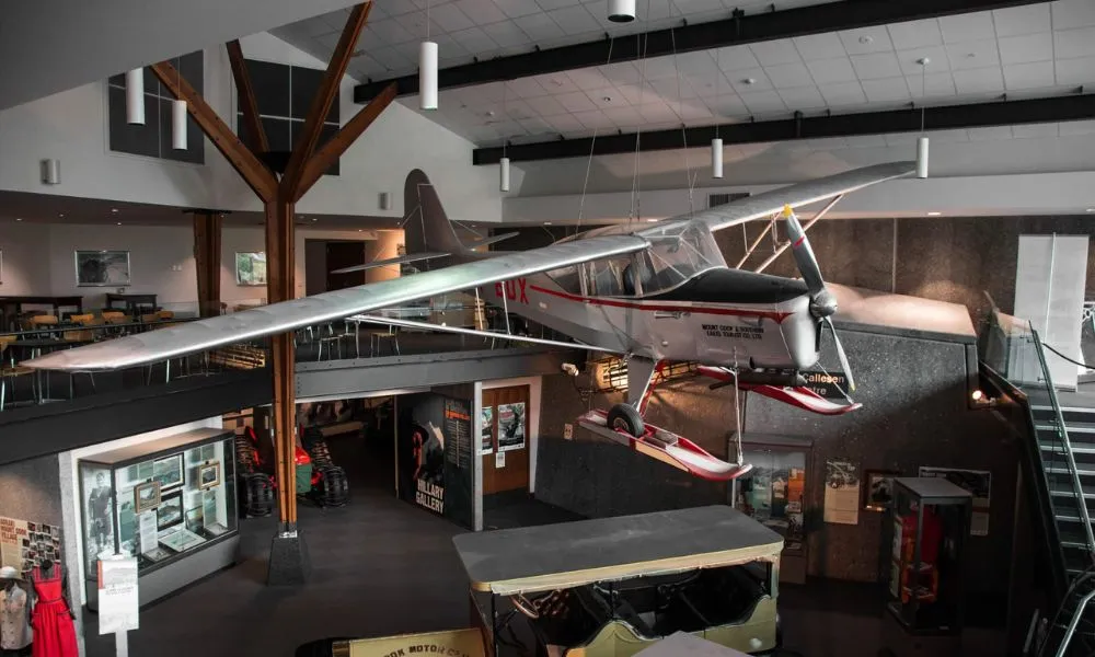 Mt Cook Fly & Explore | Glenorchy Air | Everything New Zealand-2