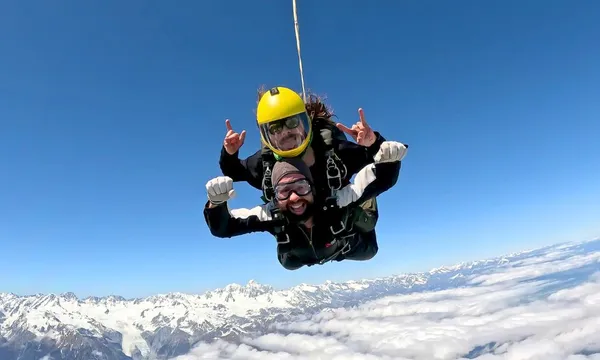 Skydive 16,5000ft over Franz Josef & Fox Glacier