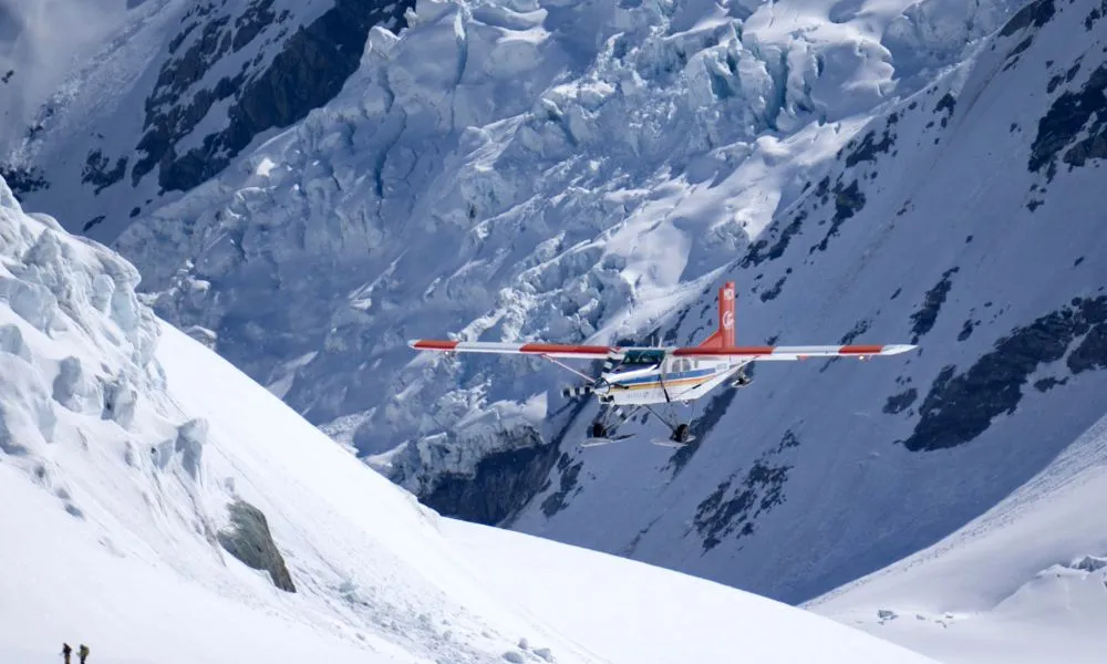 Glacier Highlights Scenic Flight Mt Cook | Everything New Zealand-2