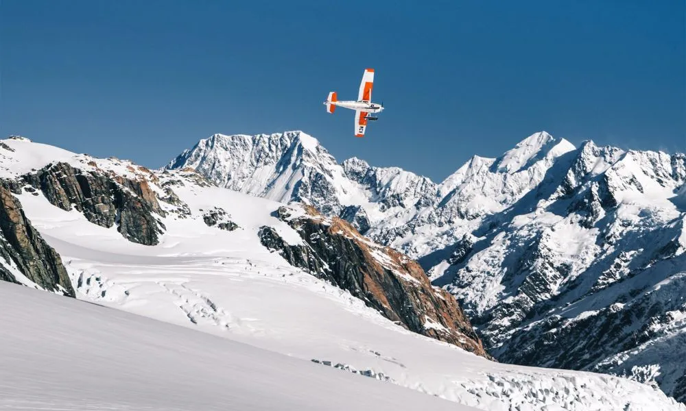 The Grand Circle Scenic Flight Mt Cook | Everything New Zealand-5