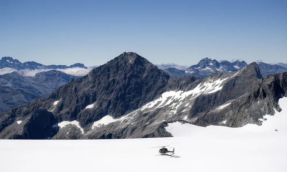Queenstown Glacier Helicopter Flight & Landing | Everything New Zealand-5