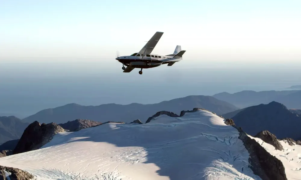 Air Milford Flight & Landing Queenstown | Everything New Zealand-4