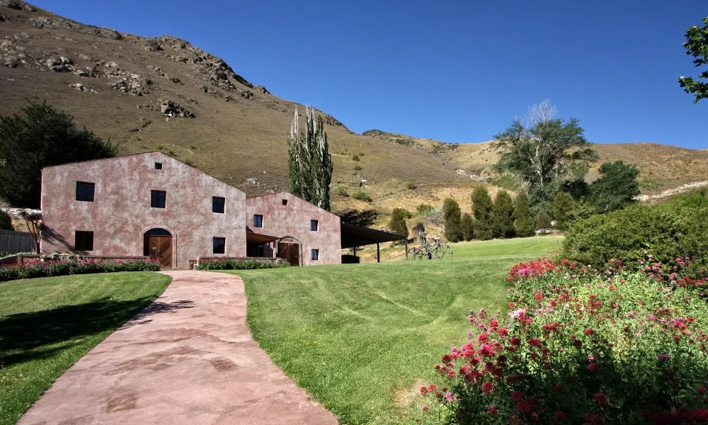 Private Heli Wine Tour Queenstown | Everything New Zealand-6