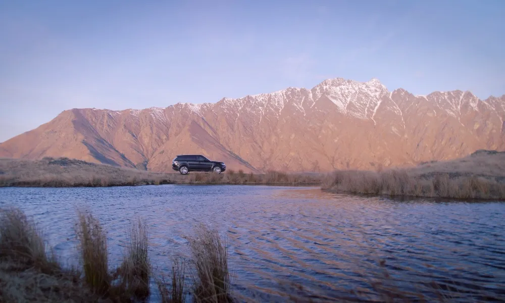 Luxury Wine Tour BLACK NZ Queenstown | Everything New Zealand-4