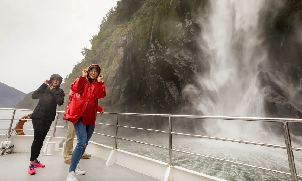 Milford Sound Coach & Cruise from Queenstown | Southern Discoveries | Everything New Zealand-3