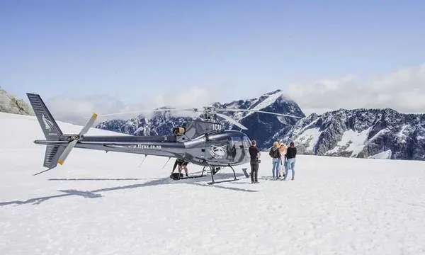 Helicopter Flight & Alpine Snow Landing with Over The Top