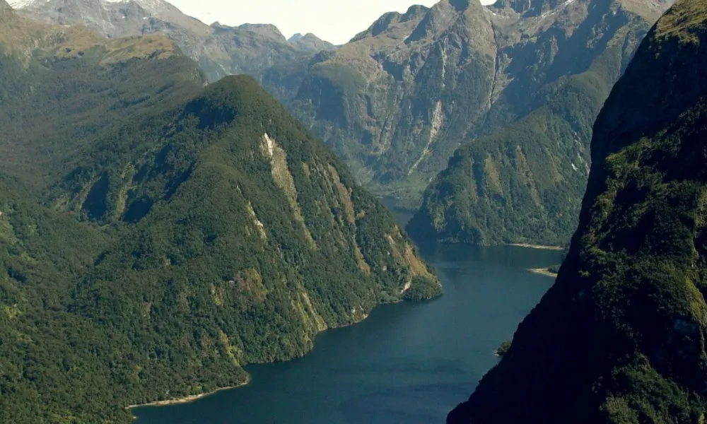 Doubtful Sound Private Helicopter Charter Queenstown | Everything New Zealand-6