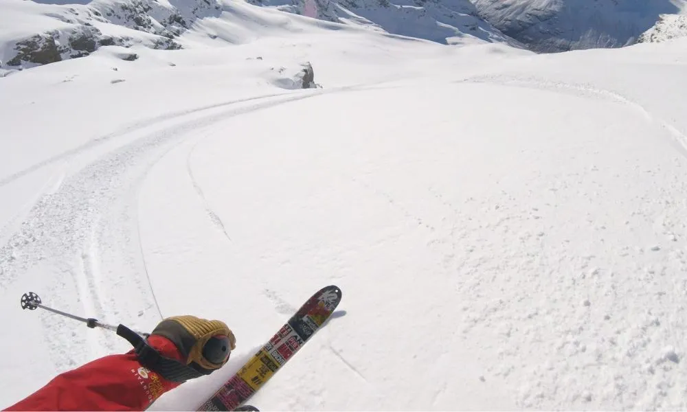 Private Heli Skiing Queenstown | Over The Top | Everything New Zealand-4