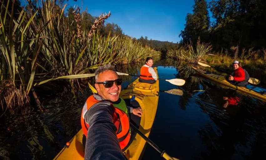 Glacier Kayak Tours | Kayaking Franz Josef - Everything New Zealand