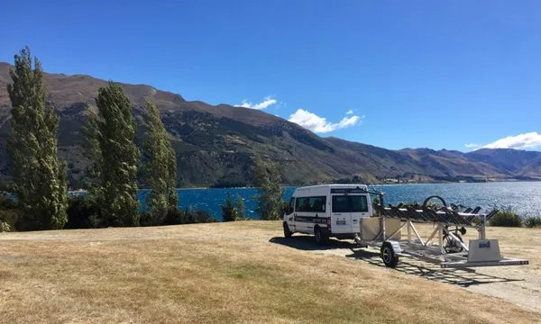 Self Guided E-Bike Tour Around Lake Wanaka