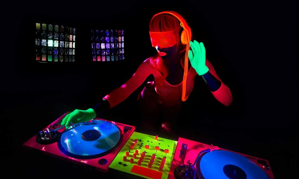 Putt n' Glow Mini Golf Queenstown | Everything New Zealand-1