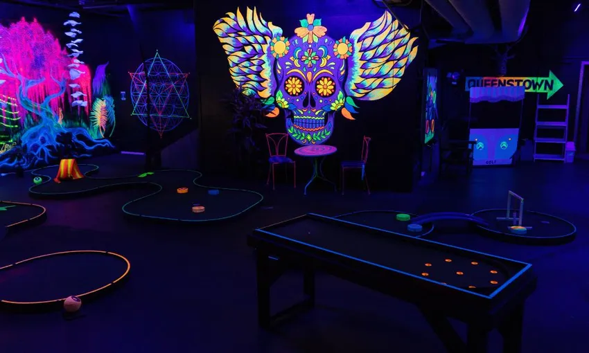 Putt n' Glow Mini Golf Queenstown | Everything New Zealand