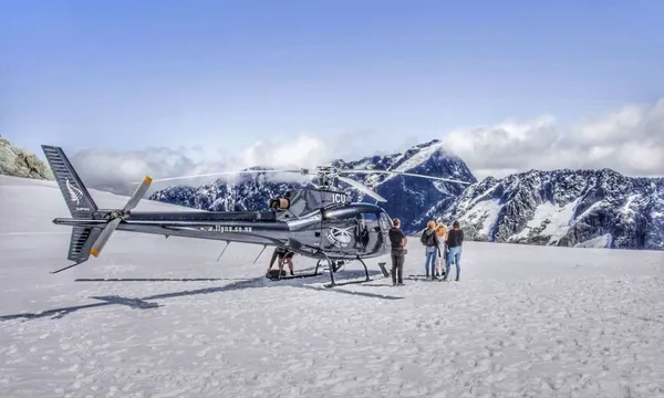 Scenic helicopter flight with glacier landing