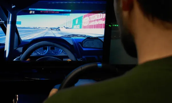 Indoor Race Car Simulator with Thrillzone