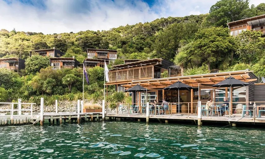 Bay of Many Coves Heli Lunch Wellington | Everything New Zealand