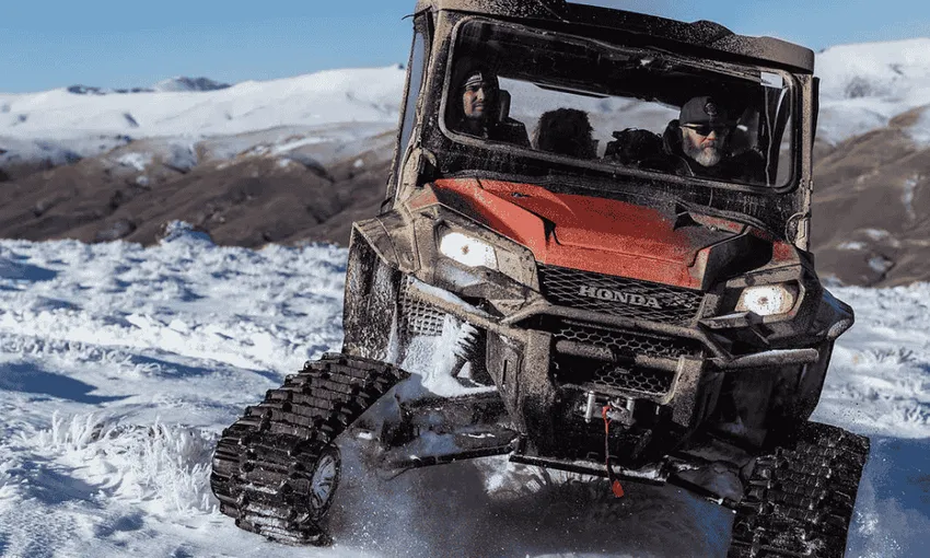 Snowmoto Snowcat Tours Queenstown | Everything New Zealand