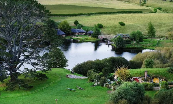 Hobbiton Movie Set Tour from Rotorua
