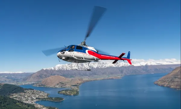 Milford Sound Helicopter Flight from Queenstown