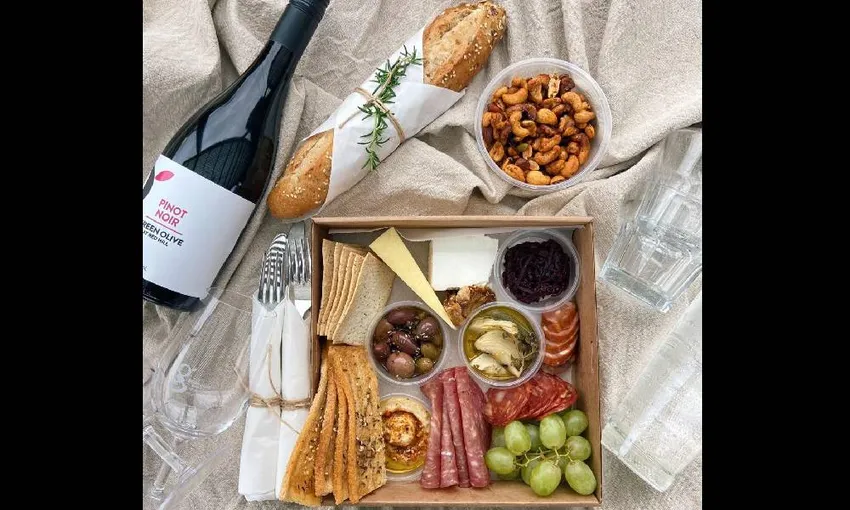 Green Olive Picnic Lunch For 4 - Book Now | Experience Oz