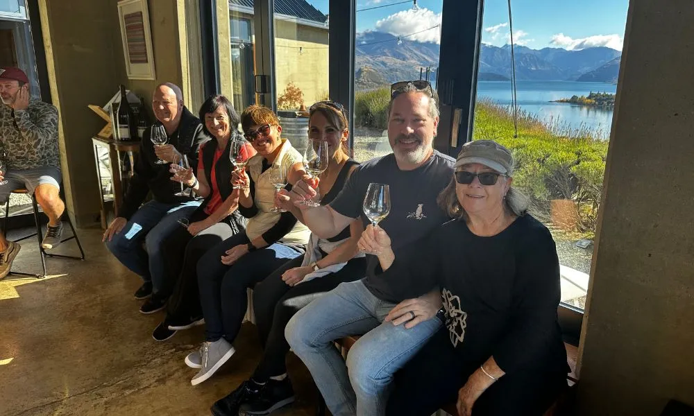 Wine Tour & Maori Culture Wanaka | Everything New Zealand-4