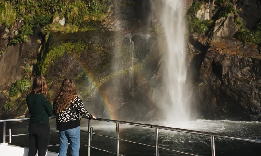 Luxury Milford Sound Lunch Cruise | Everything New Zealand