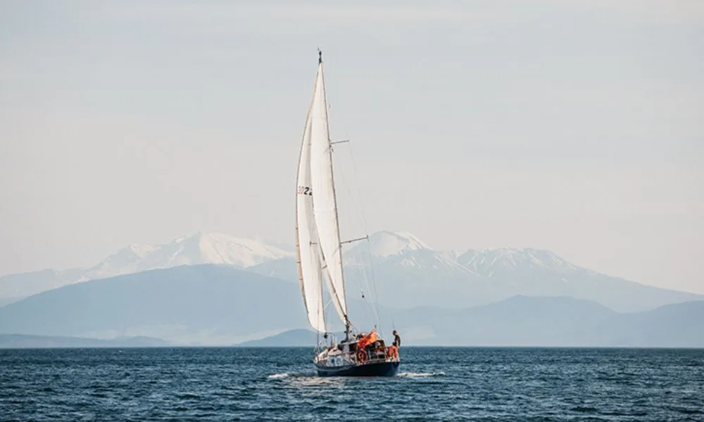2.5 Hour Taupo Sailing Adventure | Everything New Zealand-5