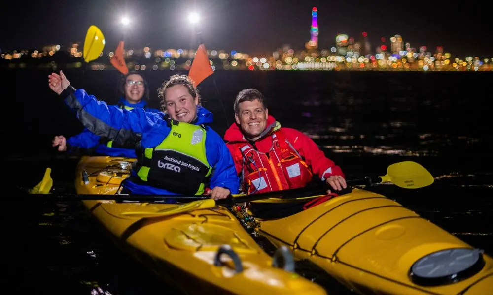 City Lights Kayak Tour Auckland | Everything New Zealand -1