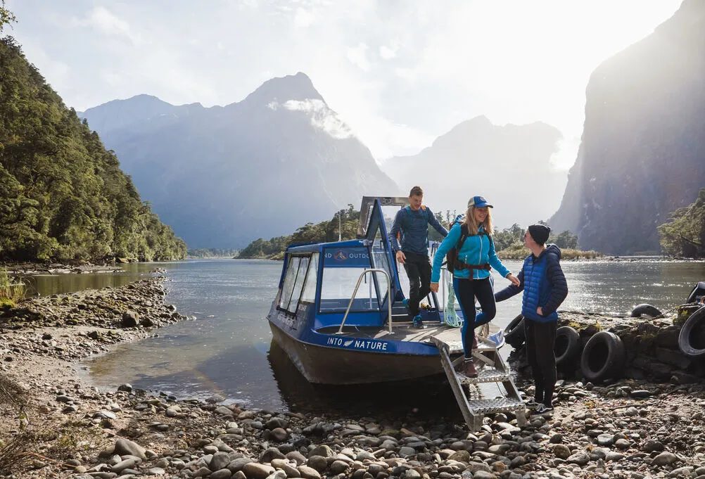 Day Walk & Water Taxi Milford Sound | Everything New Zealand-3