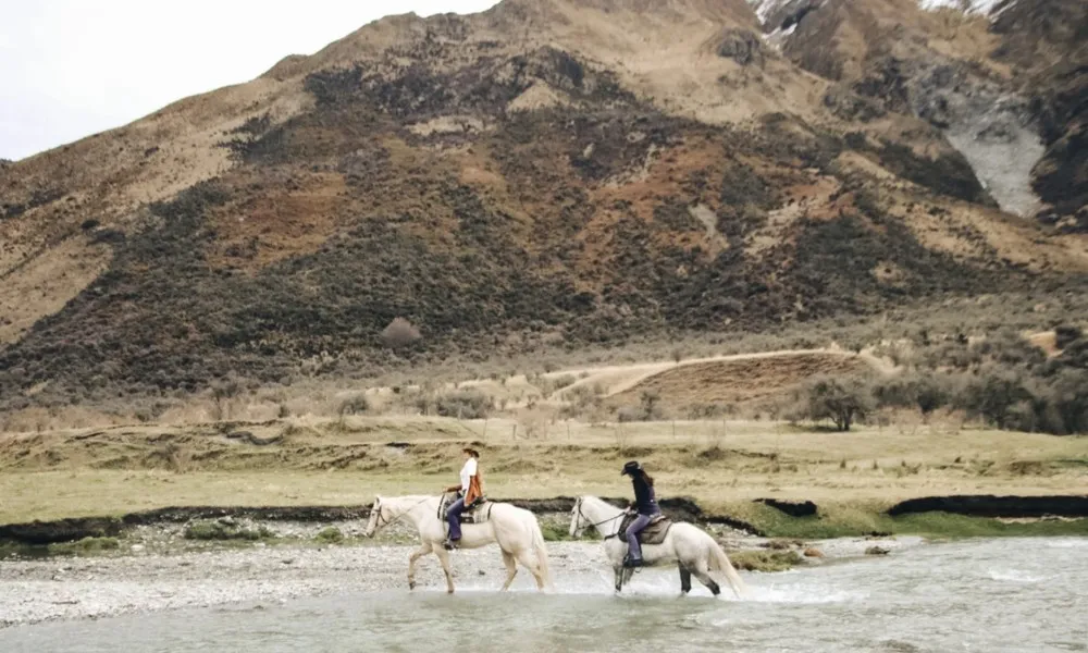 Moke Lake Queenstown Horse Riding | Everything New Zealand-2