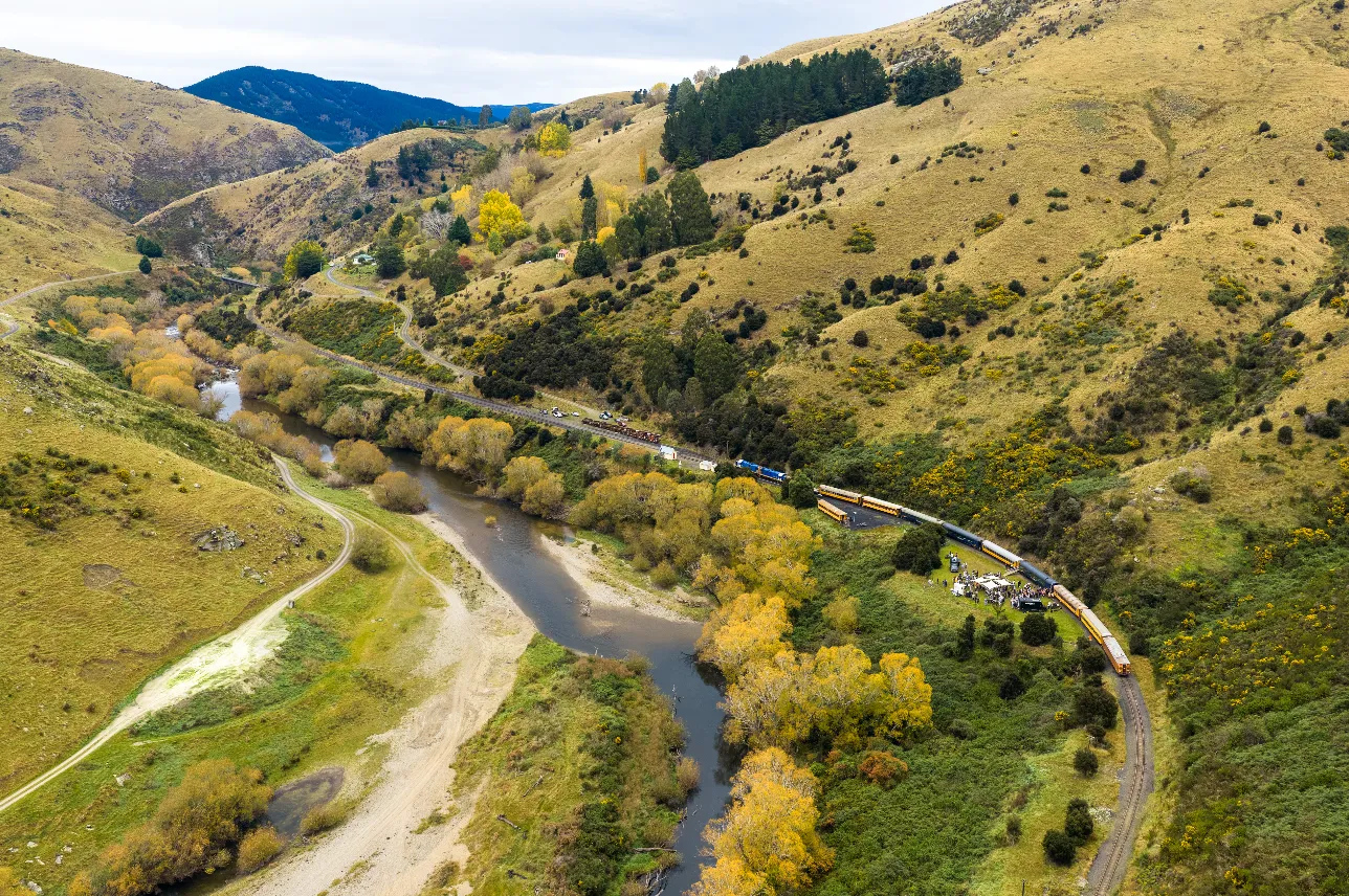 Taieri Gorge Railway from Dunedin  | Everything New Zealand -10
