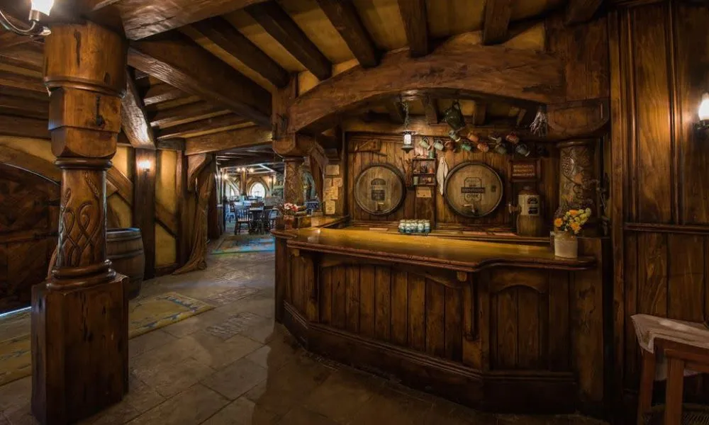 Hobbiton Day Tour from Auckland | Everything New Zealand-4