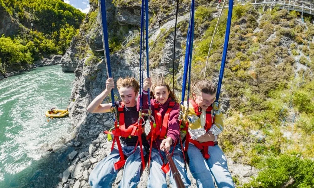 Kawarau Swing Queenstown | Everything New Zealand -6