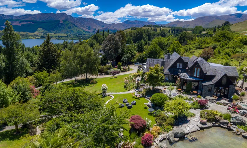 Queenstown Wine Tour & Lunch - Half Day | Experience Oz + NZ